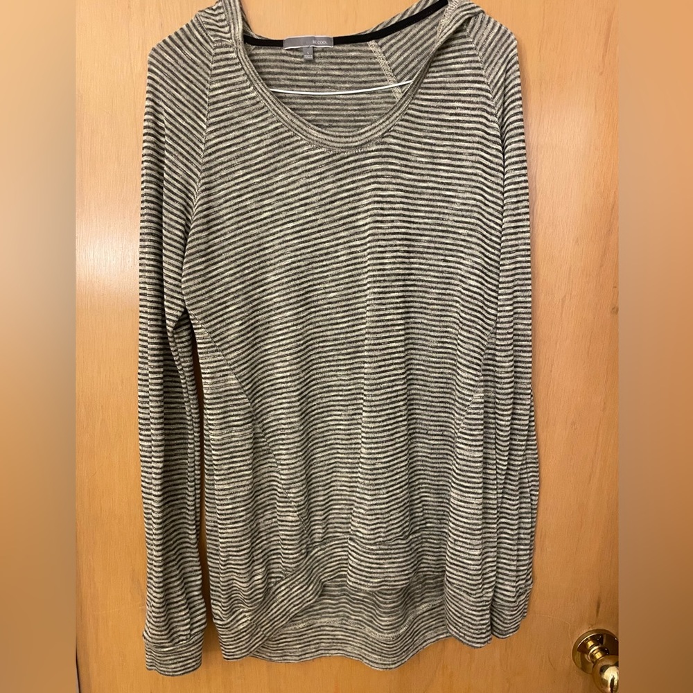 ladies long sleeve top
